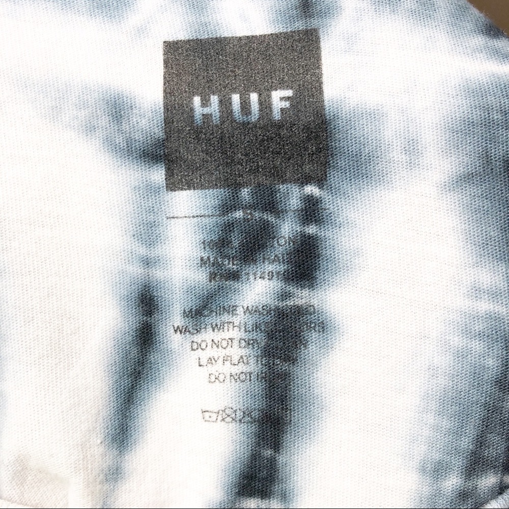 NWOT HUF TRIPLE TRIANGE LIGHTNING BLACK TEE - SZ S - Picture 6 of 6
